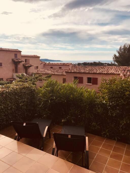 Terrasse De 30M2 Vue Mer Panoramique 1 Chambre Lägenhet Cavalaire-sur-Mer Exteriör bild