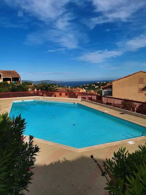 Terrasse De 30M2 Vue Mer Panoramique 1 Chambre Lägenhet Cavalaire-sur-Mer Exteriör bild
