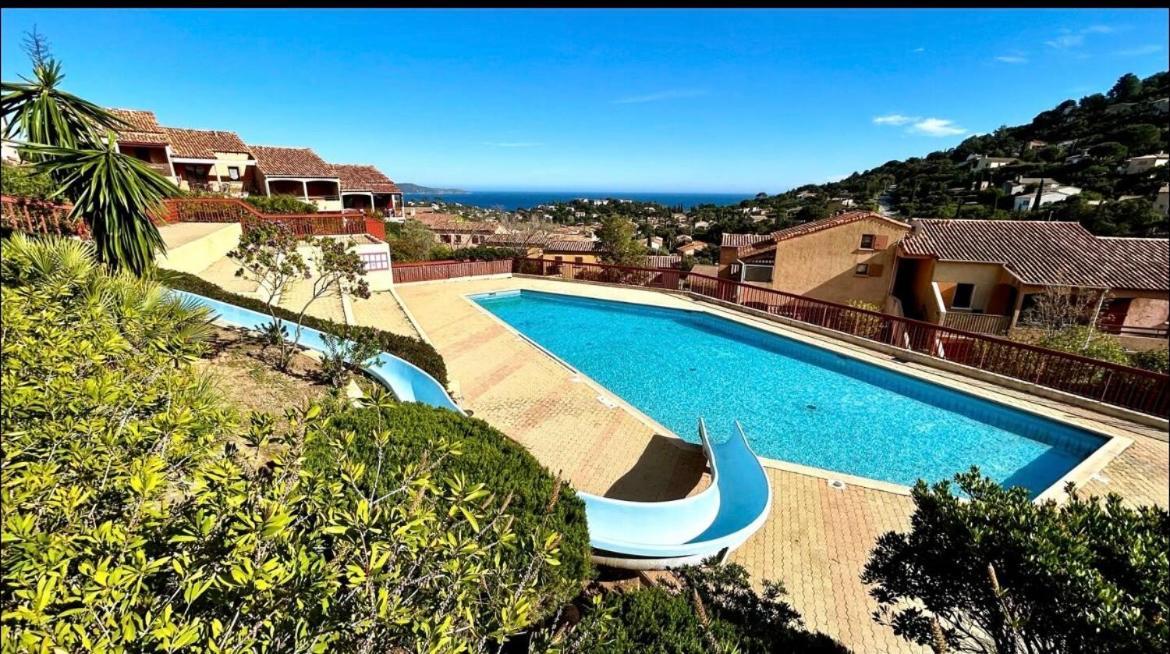 Terrasse De 30M2 Vue Mer Panoramique 1 Chambre Lägenhet Cavalaire-sur-Mer Exteriör bild
